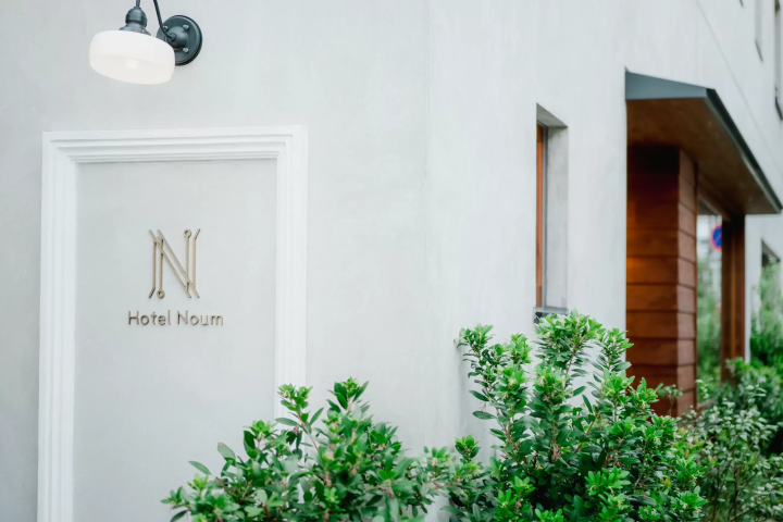 [โอซาก้า] การเยี่ยมชมศาลเจ้าสุมิโยชิไทฉะ สถานที่ศักดิ์สิทธิ์ยอดนิยมครั้งแรกของปี