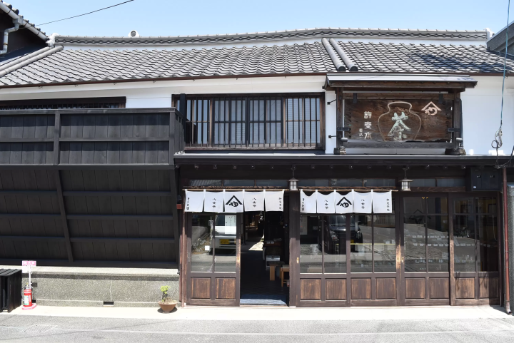 【福岡・八女】古都の風情を醸す八女福島の白壁の町並みを散策!おすすめスポット6選