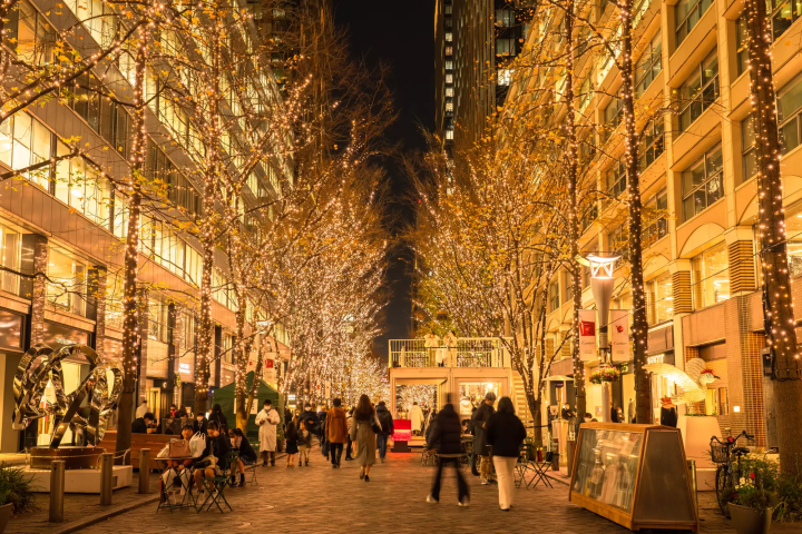 イルミネーションにスケート。日本のクリスマスの過ごし方3選【2023-24年版】