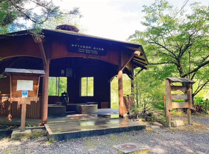 군마현·나카노조의 명탕 “시만 온천”의 탕 산책을 즐기자! 병을 치유하는 전설의 물