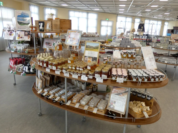 ショップは充実の品揃え