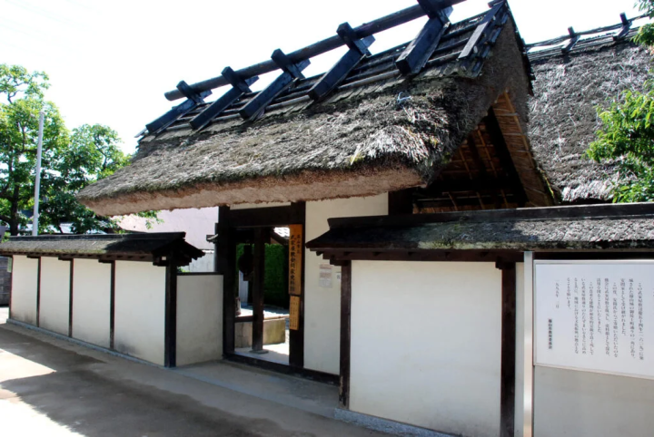 伝統的な武家屋敷