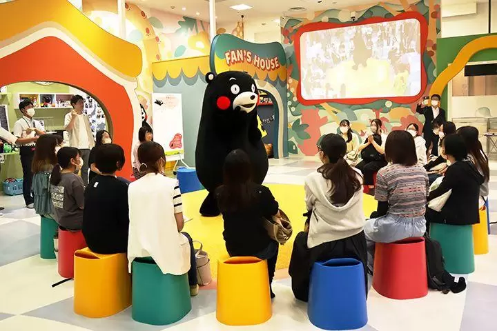 You can meet Kumamon every day. Kumamon Square has reopened!