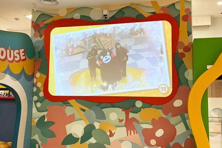 You can meet Kumamon every day. Kumamon Square has reopened!