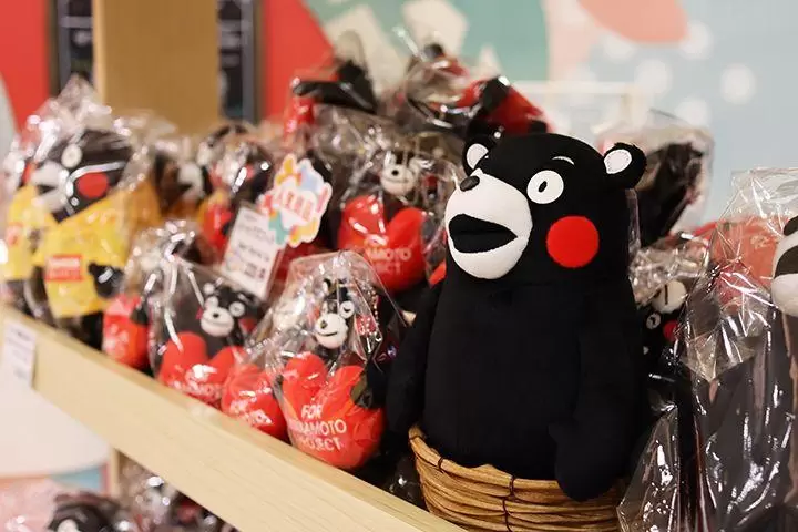 You can meet Kumamon every day. Kumamon Square has reopened!