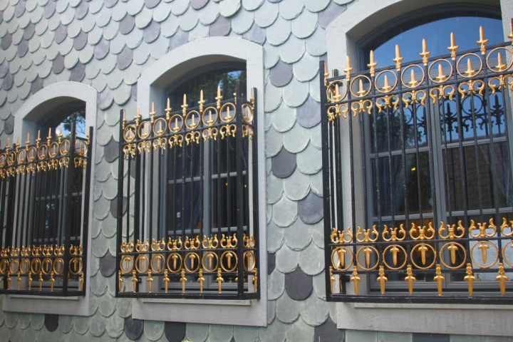 うろこのように見えるデザインがかわいい 