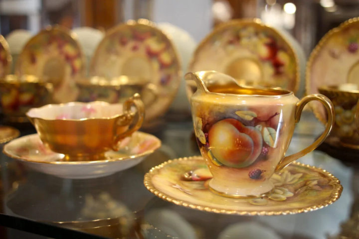 イギリスの名窯「ロイヤル・ウースター」 