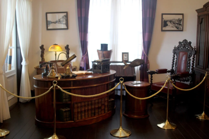 【神戸市】神戸で最初に公開された異人館『うろこの家&展望ギャラリー』