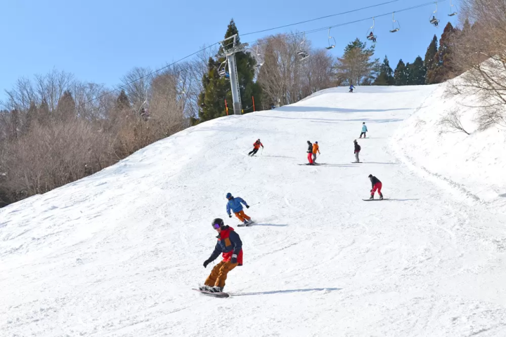 大阪、京都、神户附近可以享受天然雪的滑雪场【神锅高原】