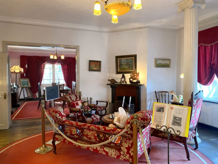 [神户市] 在北野异人馆地区的“Fragrance House Dutch House”制作原创香水