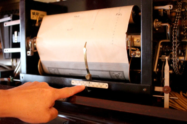 [神户市] 在北野异人馆地区的“Fragrance House Dutch House”制作原创香水