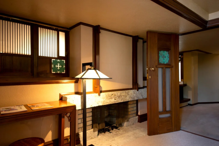 4층의 식당 부분 