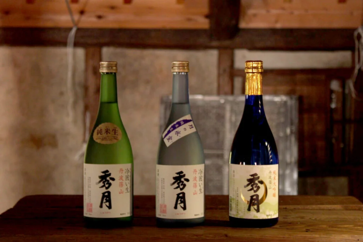 [丹波筱山市] 为保护里山和农田迈出第一步的清酒，由镰田一酒造的清淡清酒“Hidetsuki”生产