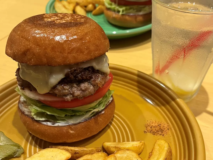 オススメ！名古屋の個性的なグルメバーガー４店　PART1