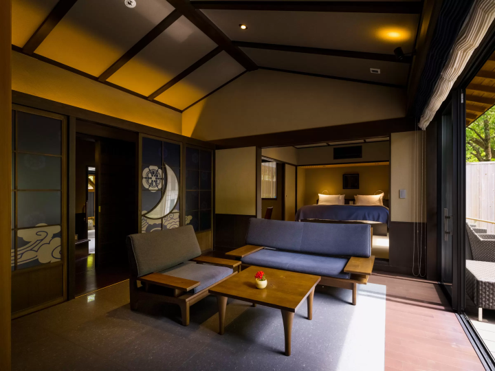 Introducing the limited 6 rooms of Tsukiyomi-no-za