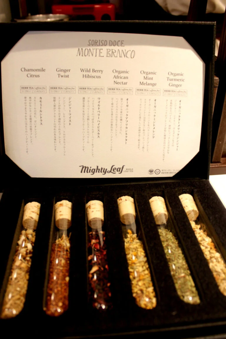 [Kobe City] Full of smiles! A moment of bliss with “freshly squeezed” Mont Blanc