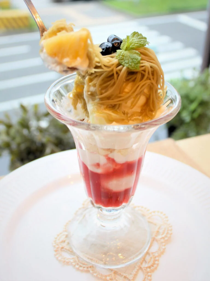 [Kobe City] Full of smiles! A moment of bliss with “freshly squeezed” Mont Blanc