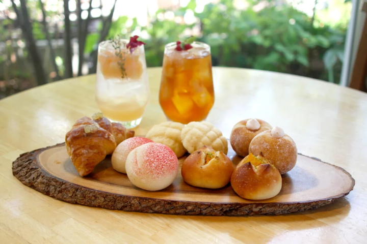 [神戶市] 在海邊的麵包店咖啡廳享用自製麵包自助餐和新鮮義大利麵