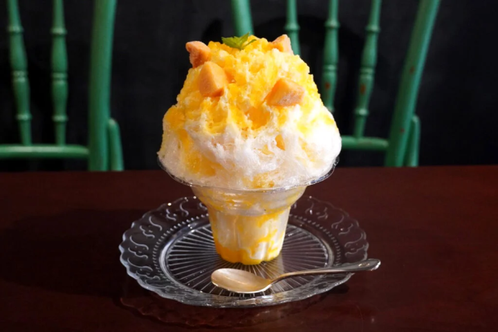 "น้ำแข็งไส (มะม่วง)" (800 เยน) 