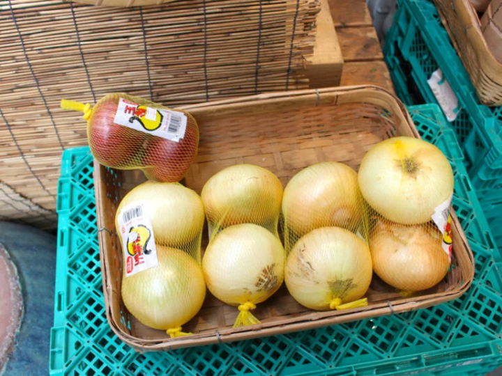 [Kobe City] ``VEGETABLE DINING Farmhouse'' is a shop where you can enjoy seasonal vegetables delivered directly from farmers, mainly from Hyogo Prefecture.