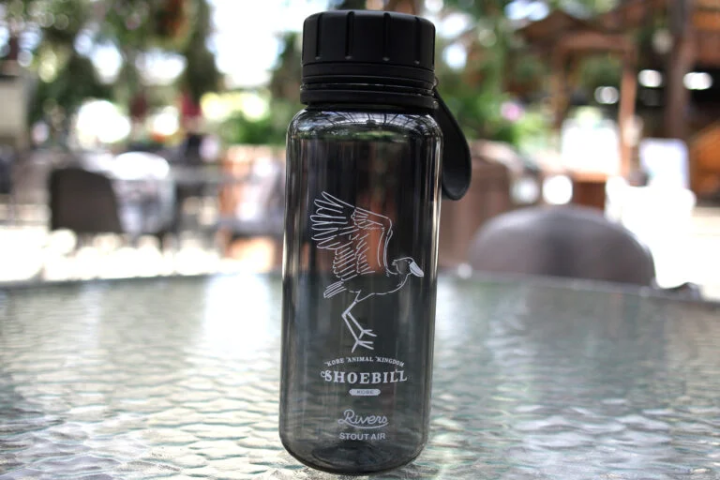 "StoutAir Skeleton Bottle" (3,000 yen) 