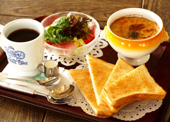 照片提供：西村咖啡店/焗烤套餐 