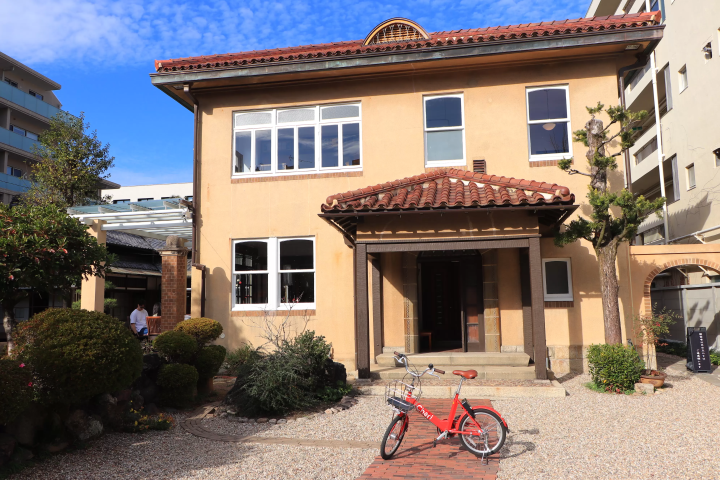 “文化之路集牧馆”是一个可以放松身心的地方。充满现代气息的历史 