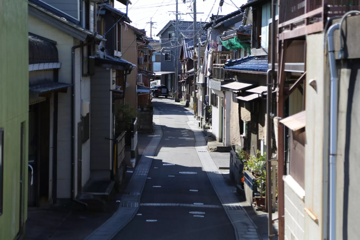 滨栗广场周边的城市景观也很漂亮。有一种渔村的感觉。 