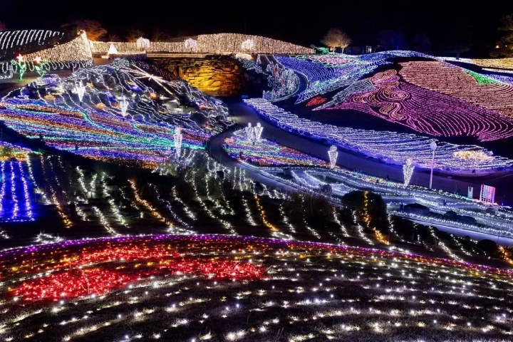 Japan's 15 Dazzling Award Winning Illumination's
