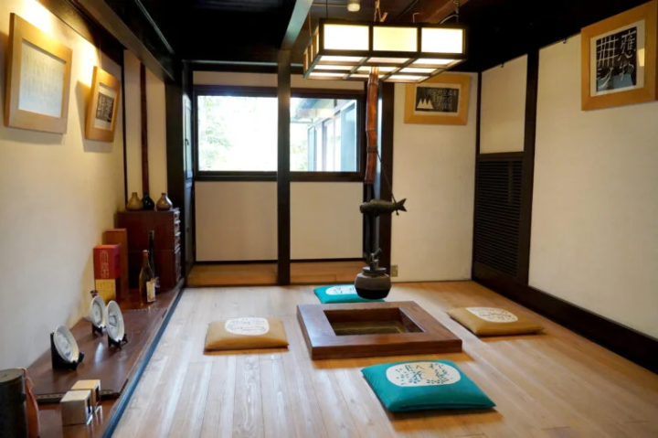 [丹波市]在丹波名酒厂“西山酒造”体验清酒和发酵文化，与艺术品相遇