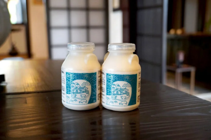 “甘酒+酸奶”（150ml/270日元） 