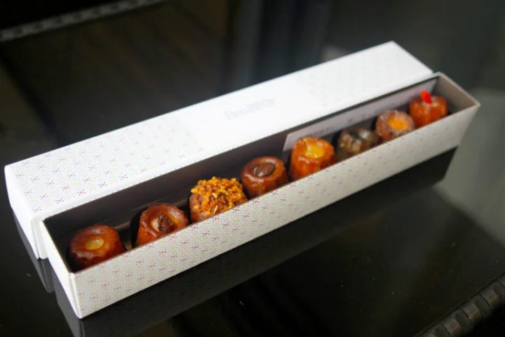[Kobe City] Afternoon Tea at Penheur, a Canelé and Caramel Specialty Shop