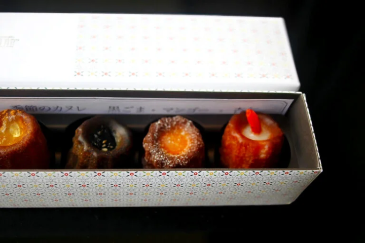 They are bite-sized and easy to eat, and the chewy texture is addictive