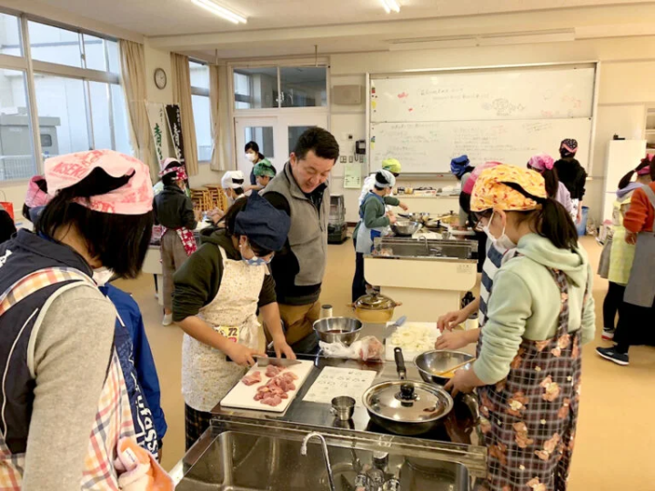 Food education class