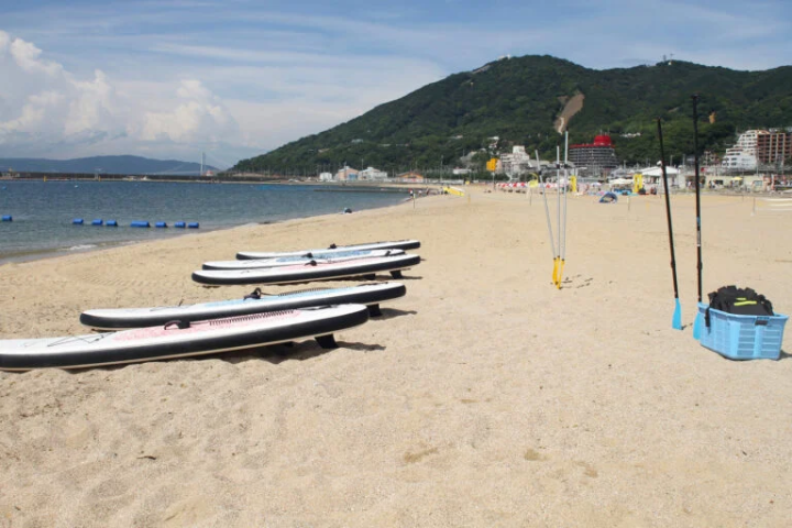 【고베시】스마 해안 “스마우라 수산”에서 SUP 체험! 직매소에서 김이나 연어 구입도