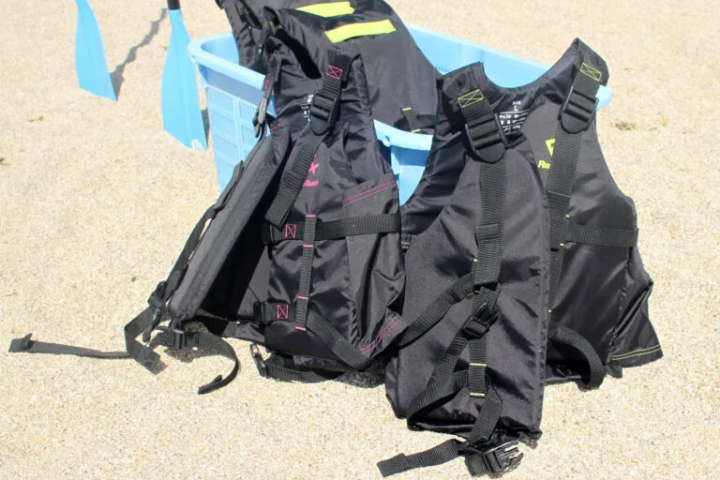 【고베시】스마 해안 “스마우라 수산”에서 SUP 체험! 직매소에서 김이나 연어 구입도