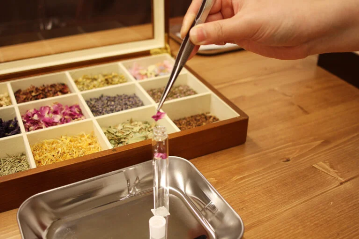 [神戶市]神戶布引香草園/纜車芳香物品製作體驗