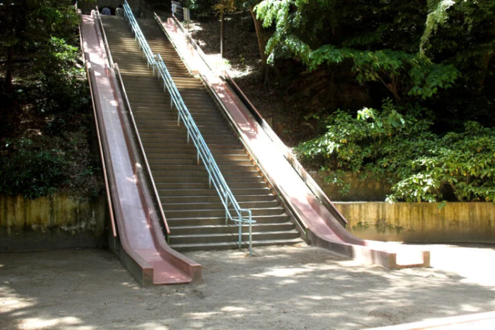 【고베시】 사계절의 아름다운 정원을 즐길 수 있는 “고베 시립 스마리궁 공원”