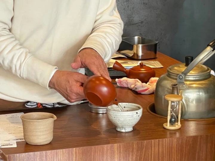 [伊丹市]在1909年创业的老字号茶店的“茶学校”学习日本茶的魅力！