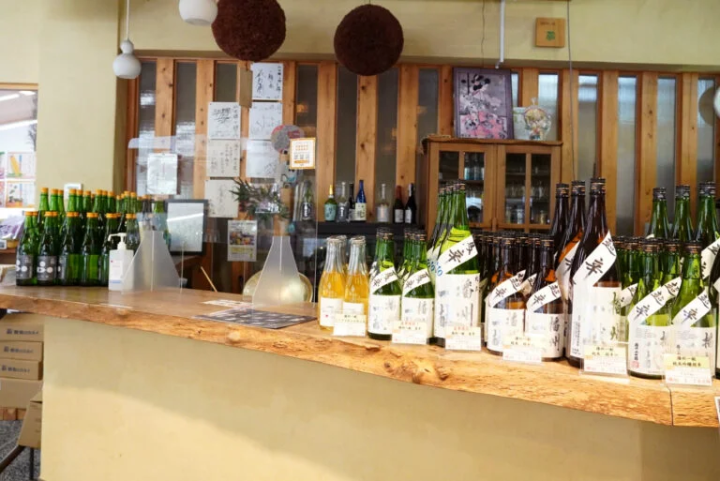 สถานที่ชิม “คุระ”