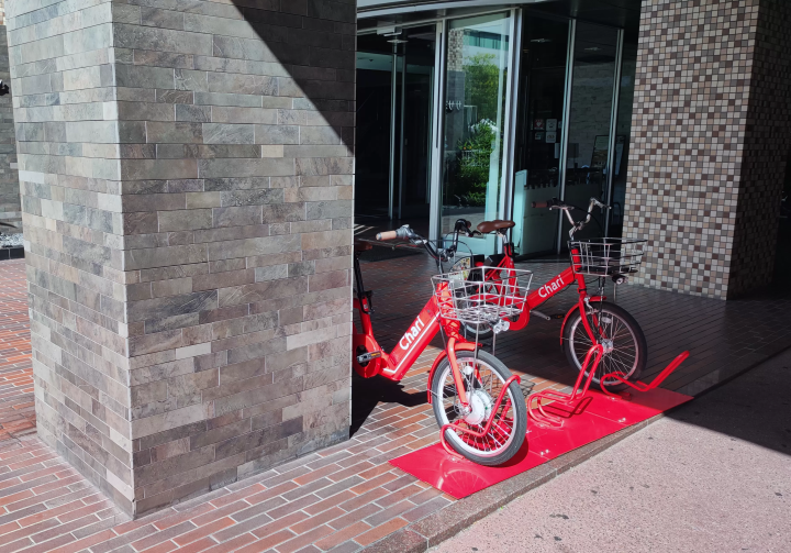 名古屋地区车站前港口较多，出租也方便，交通便利。 