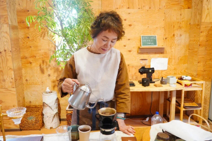Ikuko Hasegawa, who runs the cafe
