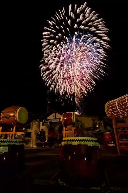 白馬谷、溫泉、聲音與煙火