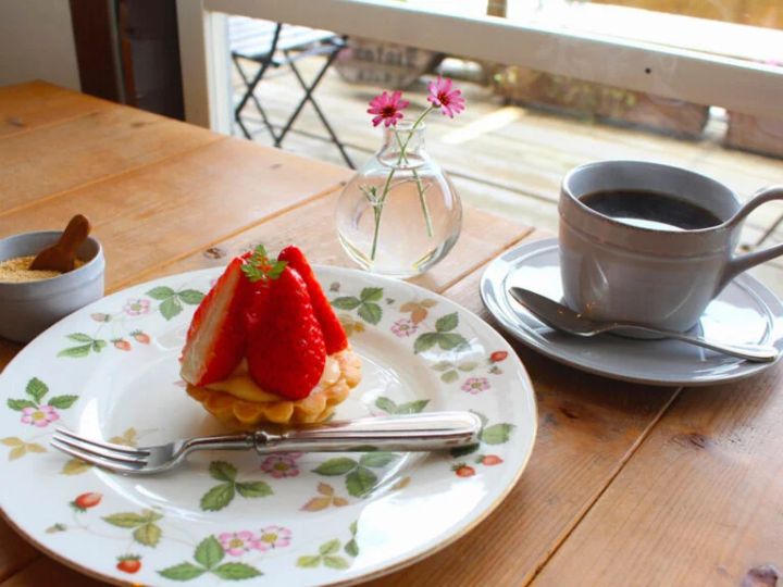 『계절의 타르트』 600엔, 『901 블렌드 커피』 500엔