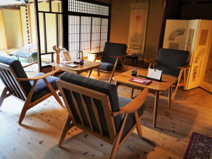 พักผ่อนในล็อบบี้ 