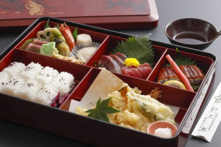 เบนโตะ "ซันย่า" 