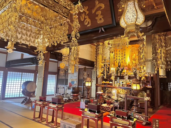 [群马县富冈市] 龙光寺，富冈制丝厂女工的安息地