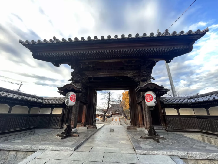 [群马县富冈市] 龙光寺，富冈制丝厂女工的安息地