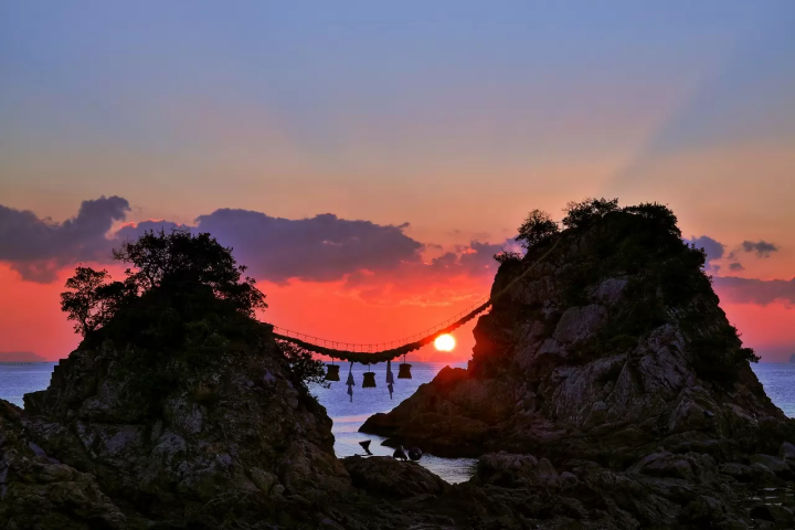 Hatsuhinode (First Sunrise of the Year) - Japanese Encyclopedia