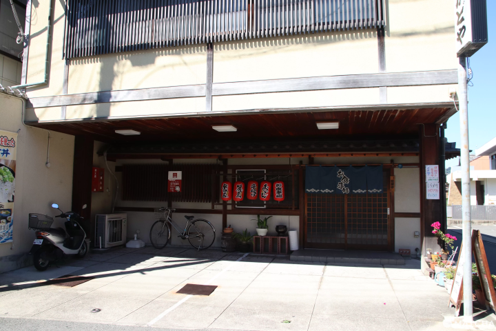 和歌山湯淺醬油工廠體驗造醬油 品嚐鄉土料理吻仔魚丼